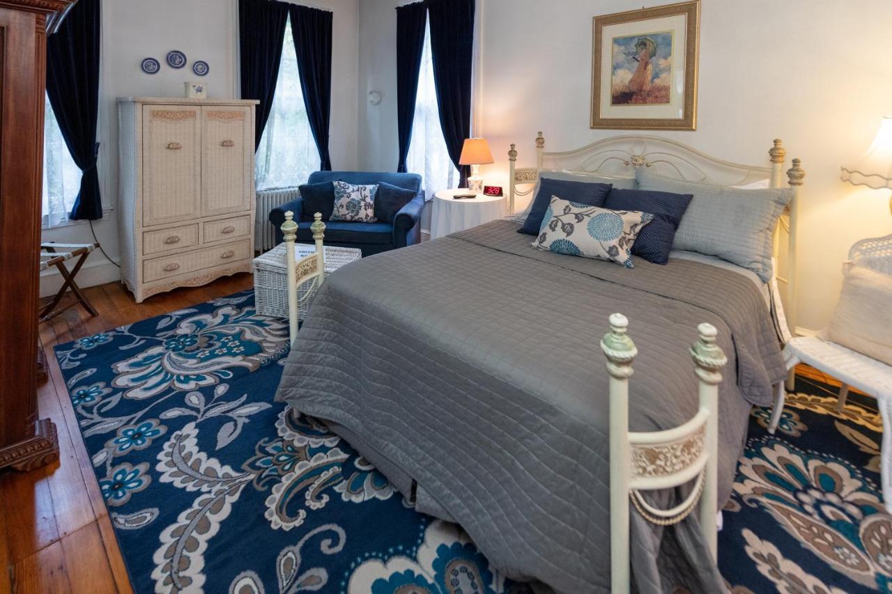 Faunbrook Bed & Breakfast (Adults Only) West Chester Exterior foto