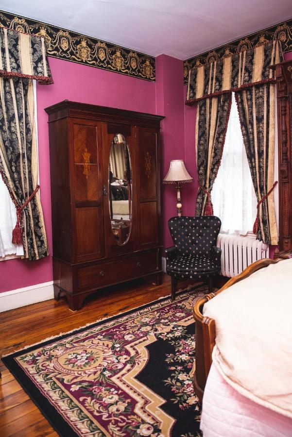Faunbrook Bed & Breakfast (Adults Only) West Chester Exterior foto